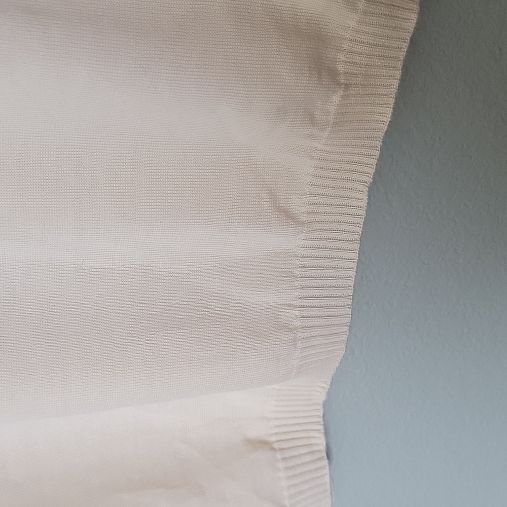 Escada Clean Girl Basic Medium Cream Sleeveless V… - image 4